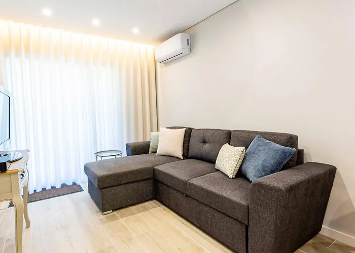 Villa Serenity Falesia By Hellovacations