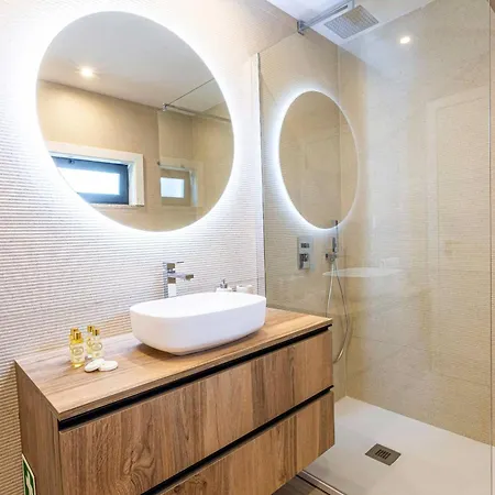 Villa Serenity Falesia By Hellovacations